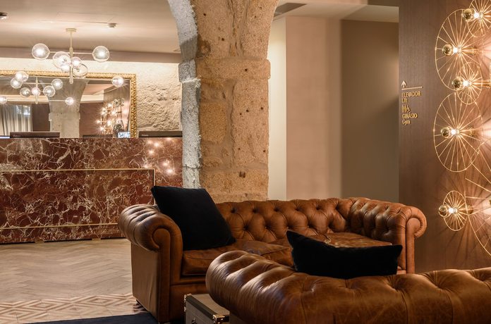 Imagen de los interiores del Hotel Exe Almada Porto. Foto 17