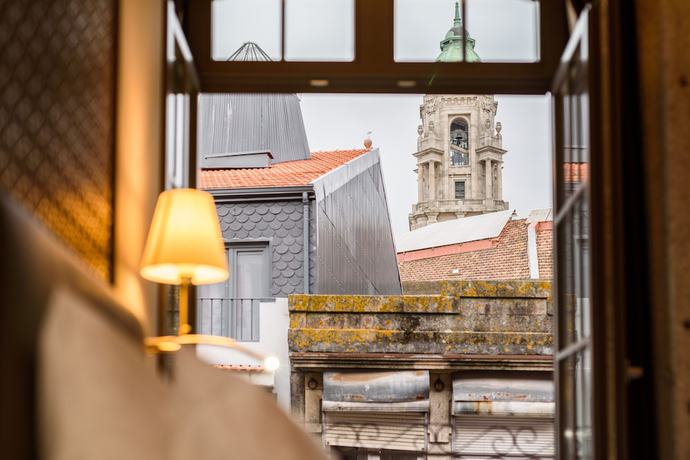 Imagen de la habitación del Hotel Exe Almada Porto. Foto 8