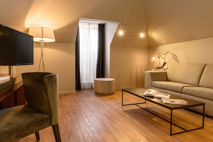 Imagen de la habitación del Hotel Exe Almada Porto. Foto 12