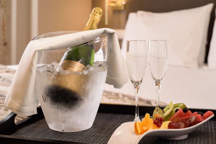 Imagen de la habitación del Hotel Exe Almada Porto. Foto 14