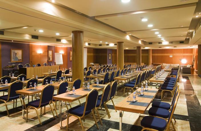 Imagen de los interiores del Hotel Exe Almería Centro. Foto 6