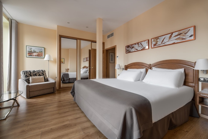 Imagen de la habitación del Hotel Exe Astur Plaza. Foto 2