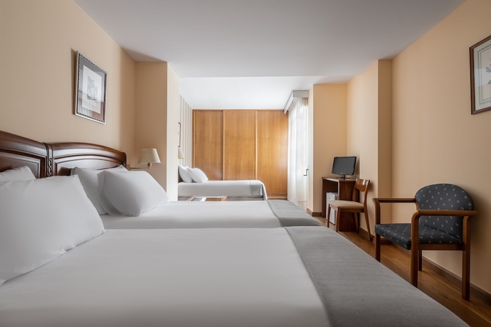 Imagen de la habitación del Hotel Exe Astur Plaza. Foto 9