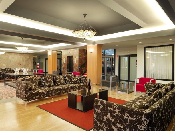 Imagen de los interiores del Hotel Exe Auriense. Foto 16