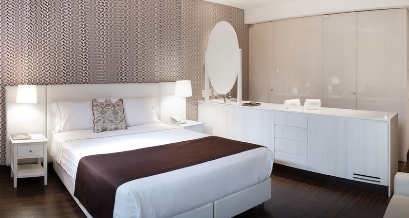 Imagen de la habitación del Hotel Exe Bacata 95. Foto 17