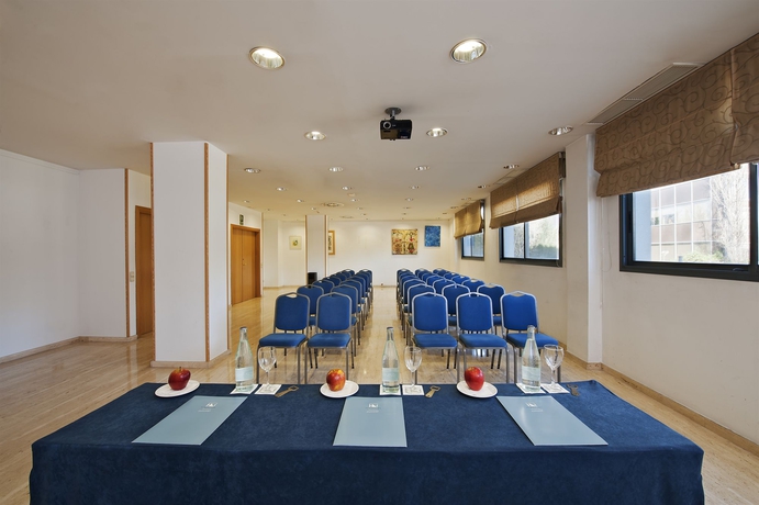 Imagen de los interiores del Hotel Exe Barberà Parc. Foto 12