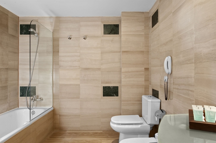 Imagen de la habitación del Hotel Exe Barberà Parc. Foto 5