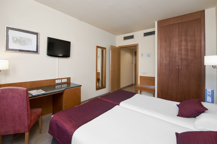 Imagen de la habitación del Hotel Exe Barberà Parc. Foto 6