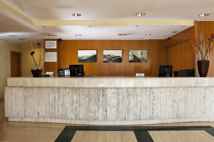 Imagen de los interiores del Hotel Exe Barberà Parc. Foto 16