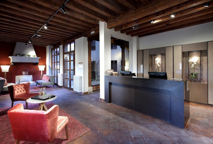 Imagen de los interiores del Hotel Exe Casa De Los Linajes. Foto 18
