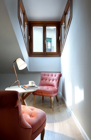 Imagen de la habitación del Hotel Exe Casa De Los Linajes. Foto 12