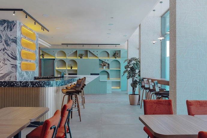 Imagen de los interiores del Hotel Exe Casablanca. Foto 16
