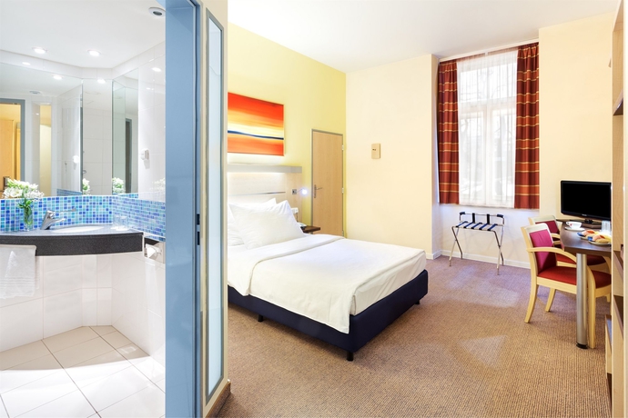 Imagen de la habitación del Hotel Exe City Park. Foto 7