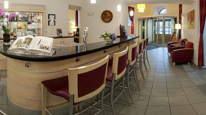 Imagen de los interiores del Hotel Exe City Park. Foto 13