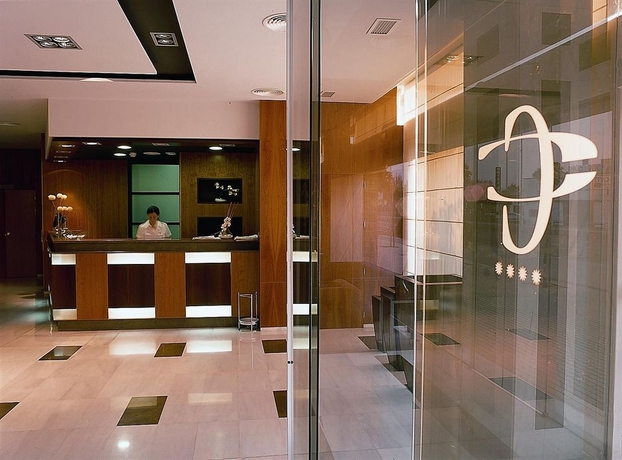 Imagen de los interiores del Hotel Exe Ciudad De Cordoba. Foto 13