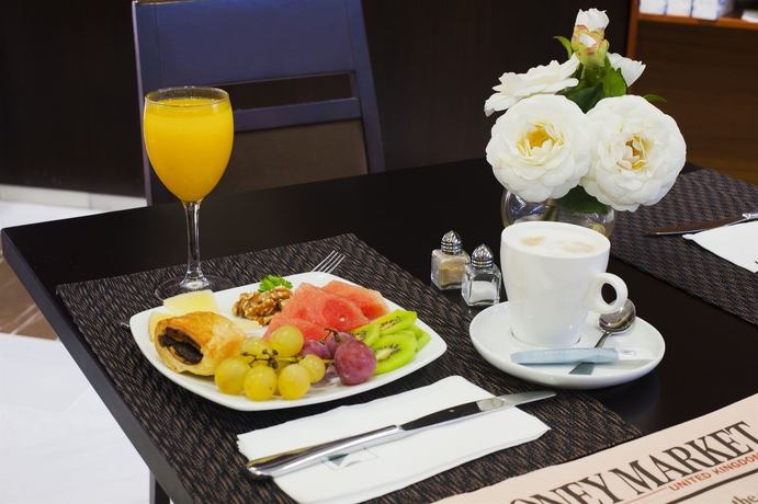 Imagen del bar/restaurante del Hotel Exe Ciudad De Cordoba. Foto 6