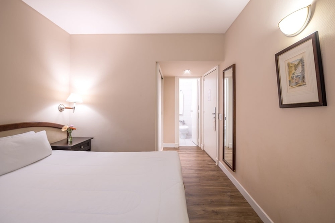 Imagen de la habitación del Hotel Exe Colón. Foto 10