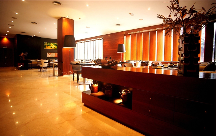 Imagen de los interiores del Hotel Exe Cuenca. Foto 12