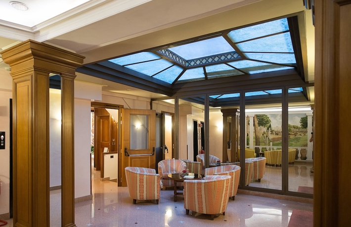 Imagen de los interiores del Hotel Exe Della Torre Argentina. Foto 19