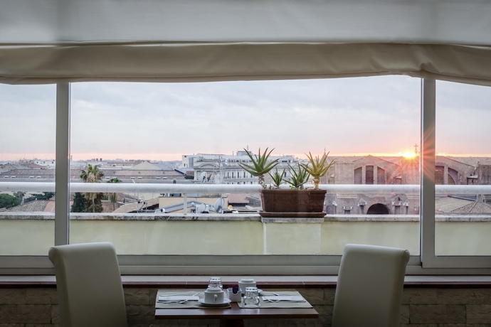 Imagen de la habitación del Hotel Exe Domus Aurea. Foto 14