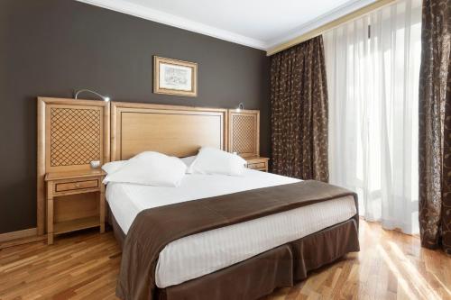 Imagen de la habitación del Hotel Exe Do&ntilde;a Carlota. Foto 5