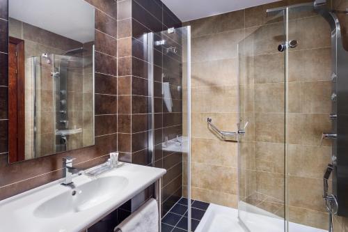 Imagen de la habitación del Hotel Exe Do&ntilde;a Carlota. Foto 6