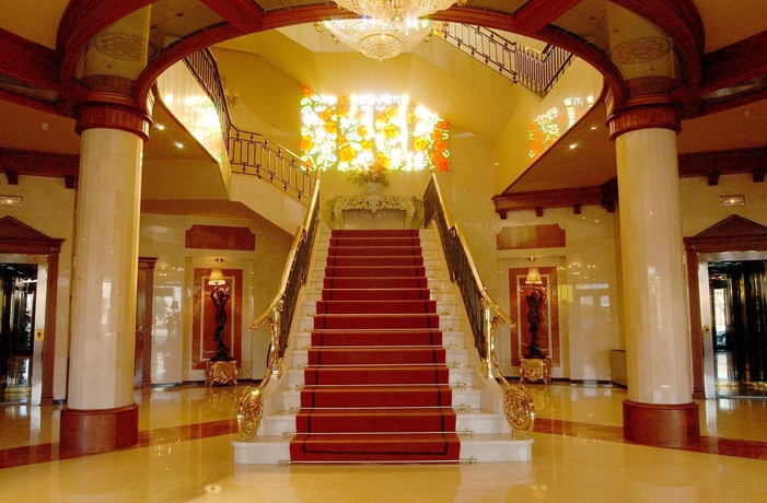 Imagen de los interiores del Hotel Exe Doña Carlota. Foto 11