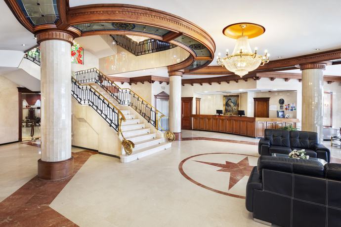 Imagen de los interiores del Hotel Exe Do&ntilde;a Carlota. Foto 30