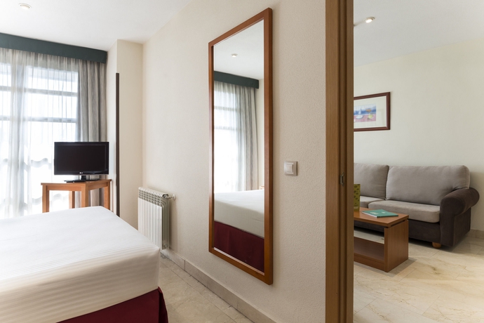 Imagen de la habitación del Hotel Exe Gran Almenar. Foto 6