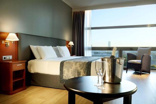 Imagen de la habitación del Hotel Exe Isla Cartuja. Foto 15