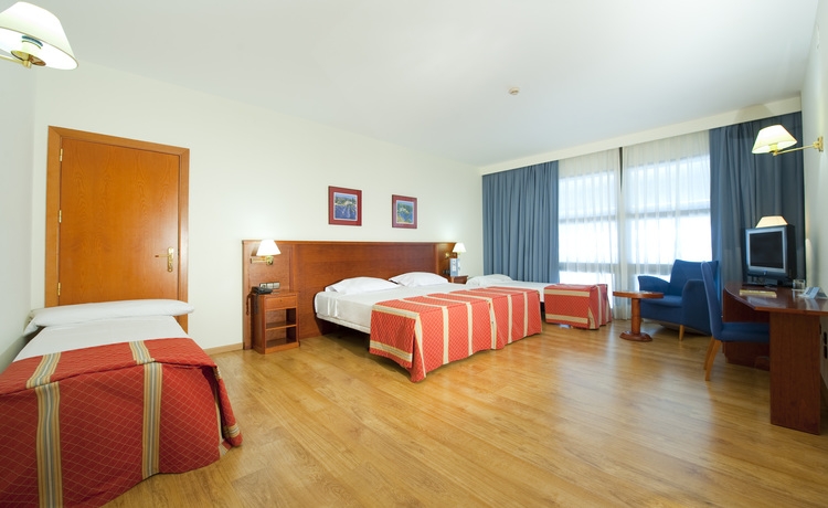 Imagen de la habitación del Hotel Exe Isla Cartuja. Foto 5