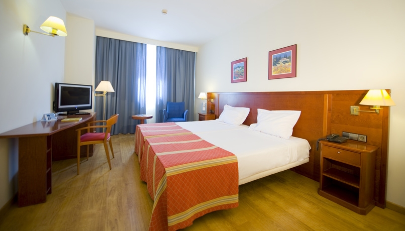 Imagen de la habitación del Hotel Exe Isla Cartuja. Foto 6