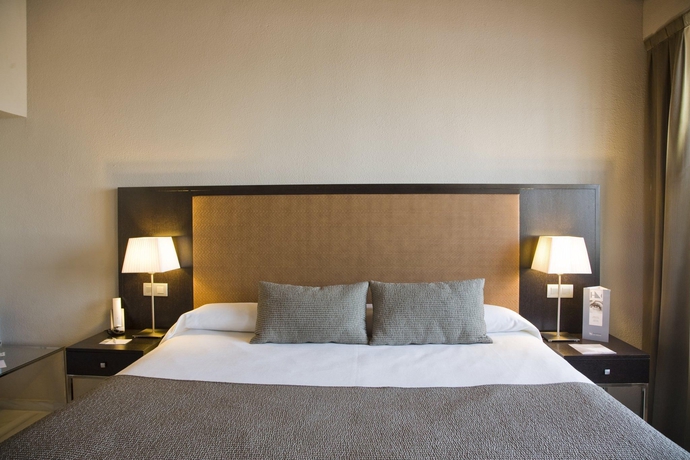 Imagen de la habitación del Hotel Exe Las Adelfas. Foto 6