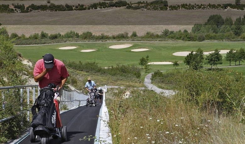 Imagen de los exteriores del Hotel Exe Las Margas Golf. Foto 10