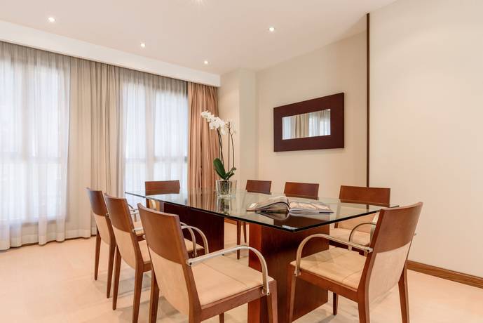 Imagen de los interiores del Hotel Exe León. Foto 12