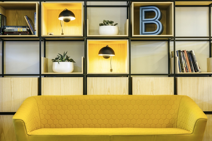 Imagen de los interiores del Hotel Exe Madrid Norte. Foto 14