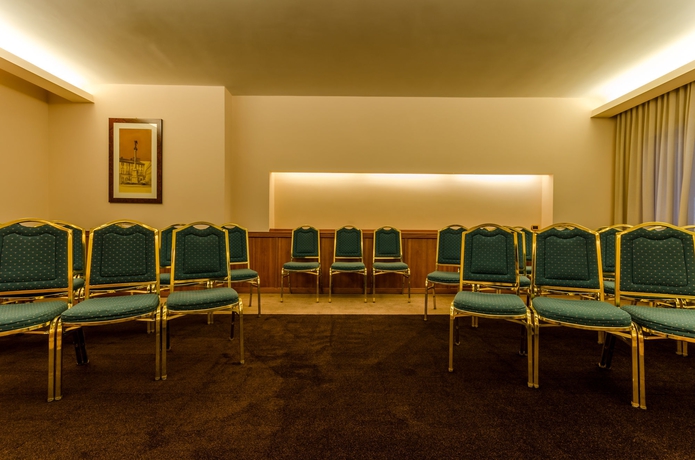 Imagen de los interiores del Hotel Exe Majestic. Foto 14