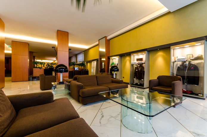 Imagen de los interiores del Hotel Exe Majestic. Foto 16