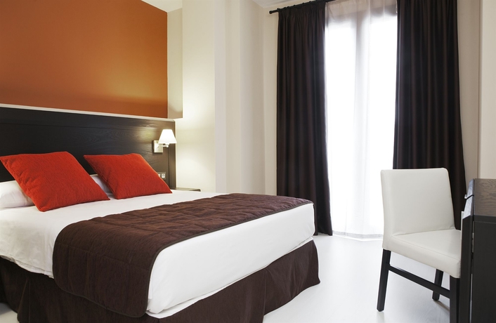 Imagen de la habitación del Hotel Exe Malaga Museos. Foto 5