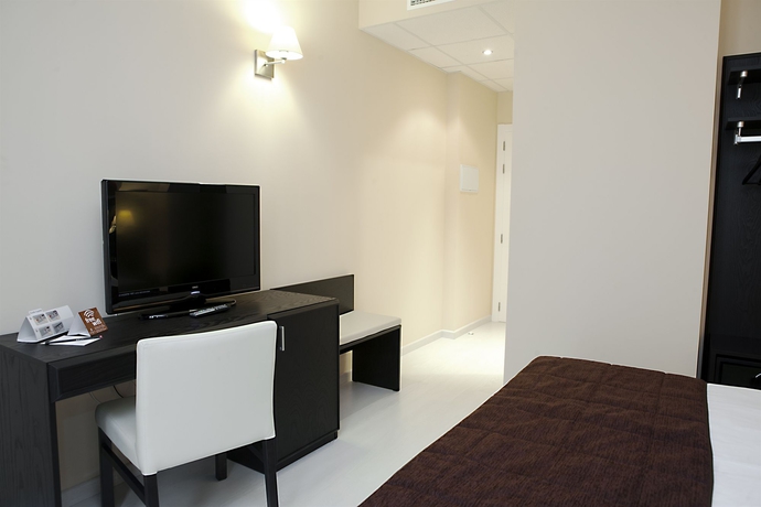 Imagen de la habitación del Hotel Exe Malaga Museos. Foto 6