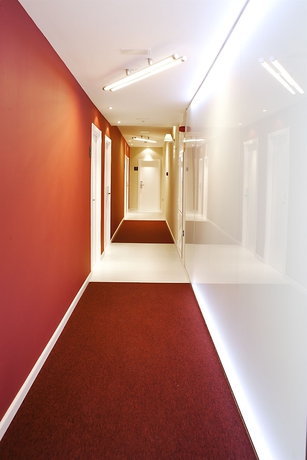 Imagen de los interiores del Hotel Exe Malaga Museos. Foto 16