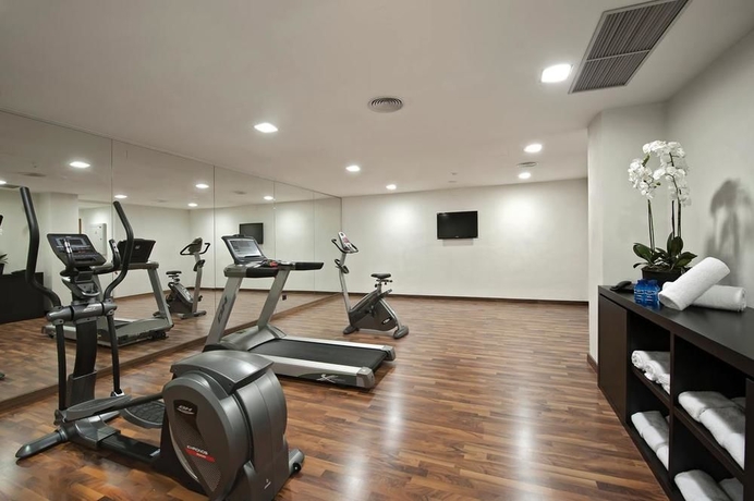 Imagen de los interiores del Hotel Exe Moncloa. Foto 16