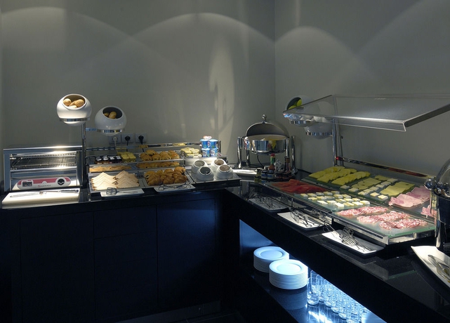 Imagen del bar/restaurante del Hotel Exe Panorama. Foto 3