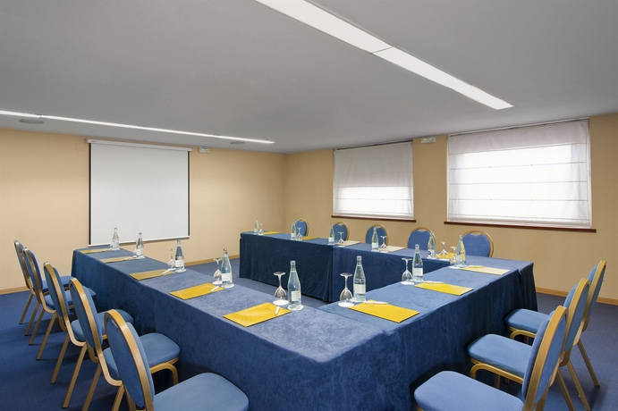 Imagen de los interiores del Hotel Exe Parc Del Vallés. Foto 8