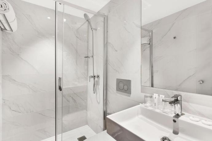 Imagen general del Hotel Exe Paris Centre. Foto 8