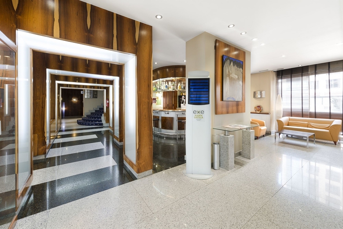 Imagen de los interiores del Hotel Exe Plaza. Foto 16