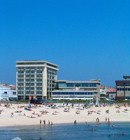 Imagen de los exteriores del Hotel Exe Praia Golfe. Foto 7