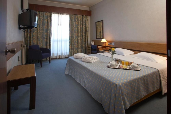 Imagen de los exteriores del Hotel Exe Praia Golfe. Foto 10