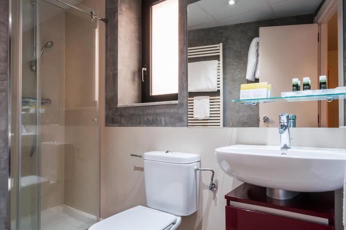 Imagen de la habitación del Hotel Exe Prisma. Foto 6