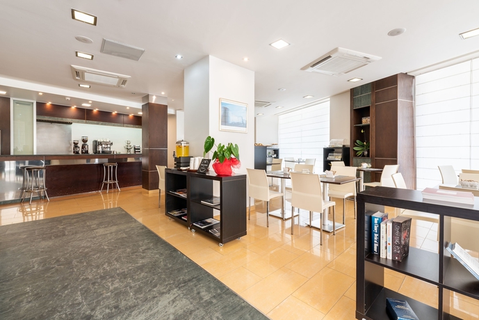 Imagen de los interiores del Hotel Exe Puerta de San Pedro. Foto 15